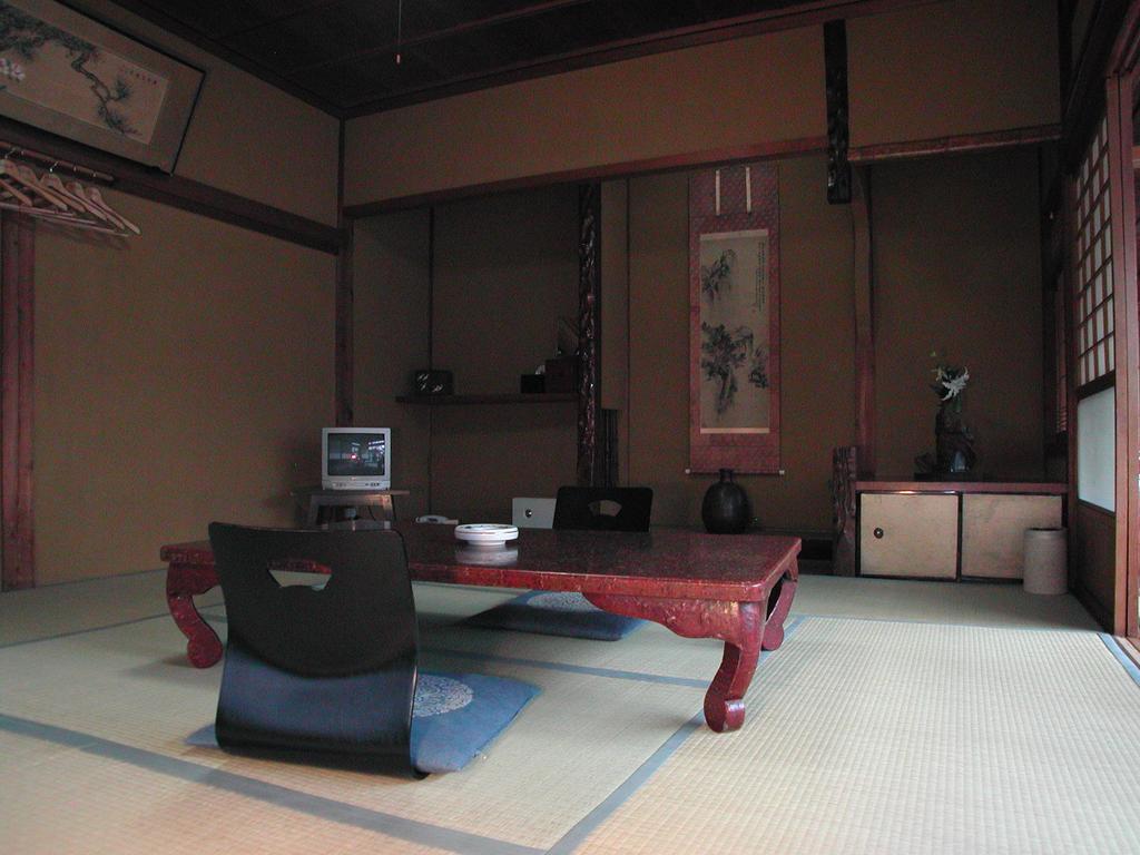 Hanaya Tokubei Tenkawa Ruang foto